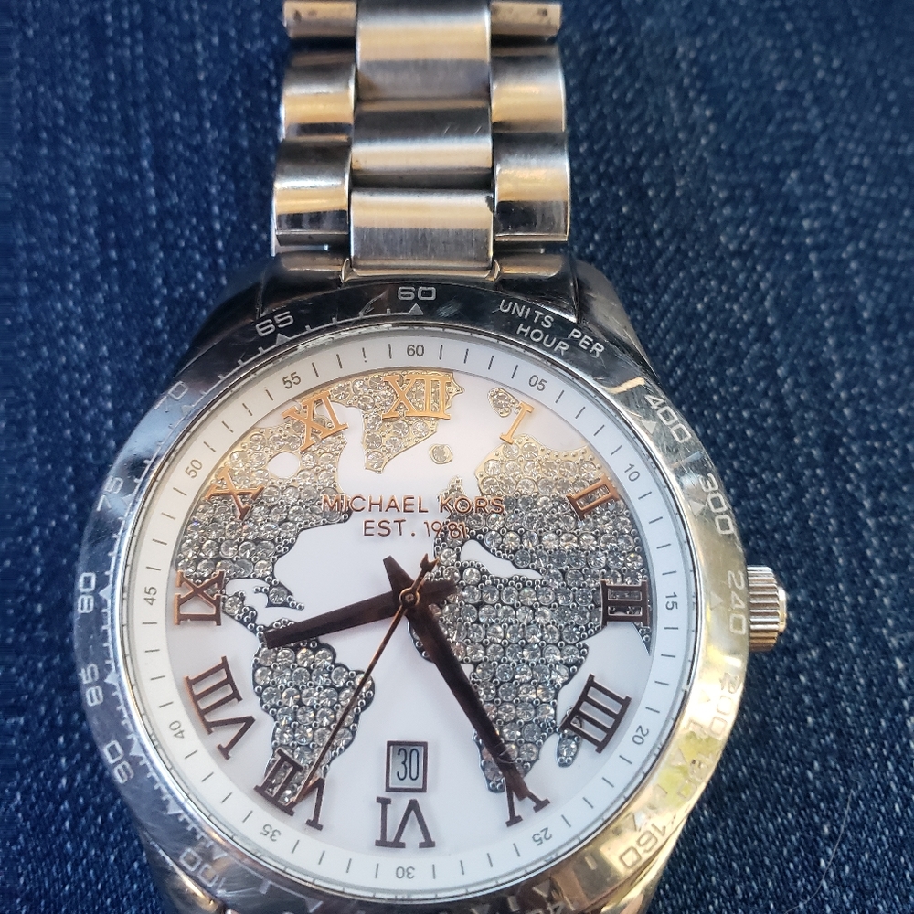 New Ladies Michael Kors Silver and Rose Gold Watch